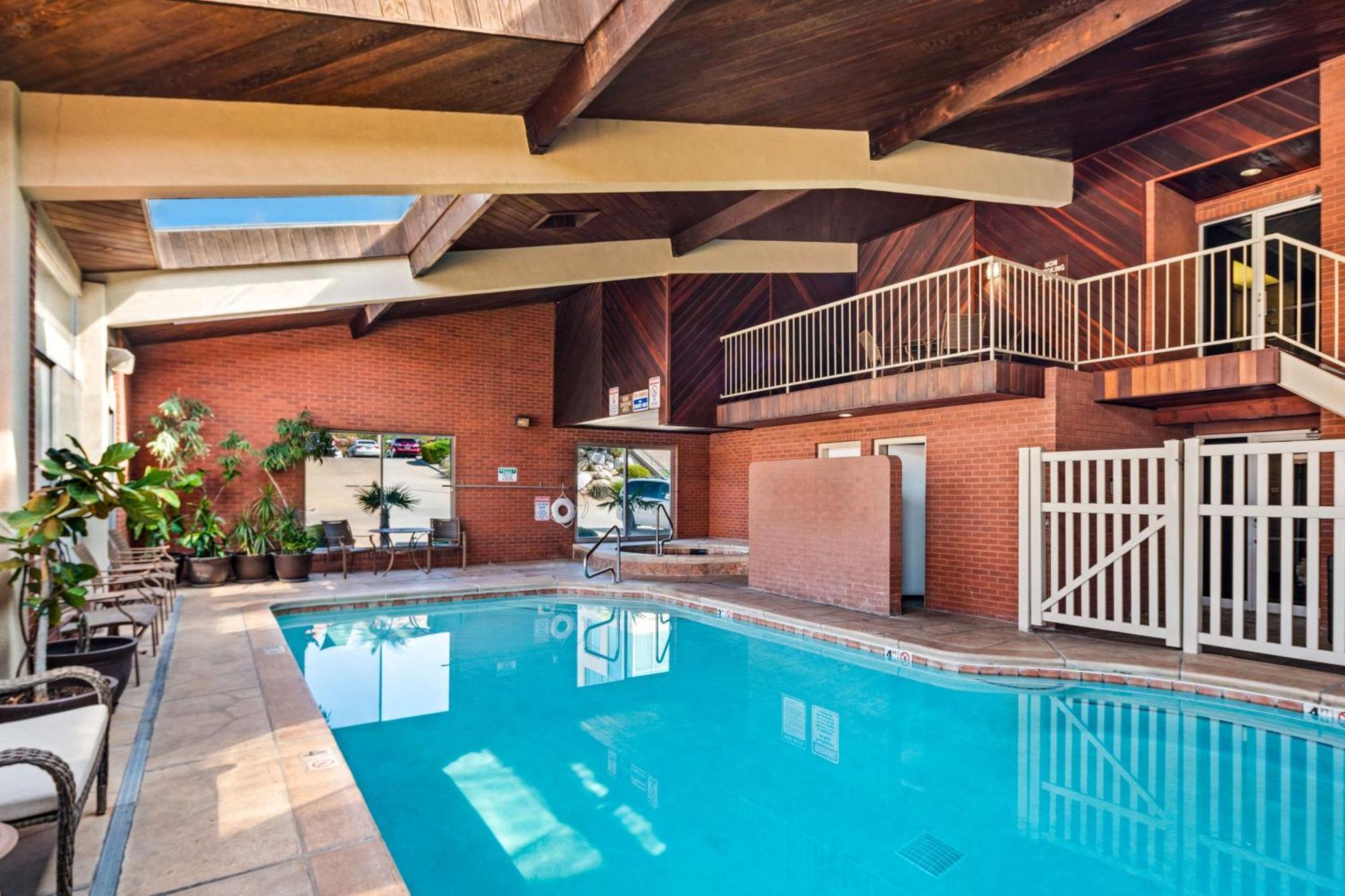 Best Western Coral Hills Сейнт Джордж Екстериор снимка